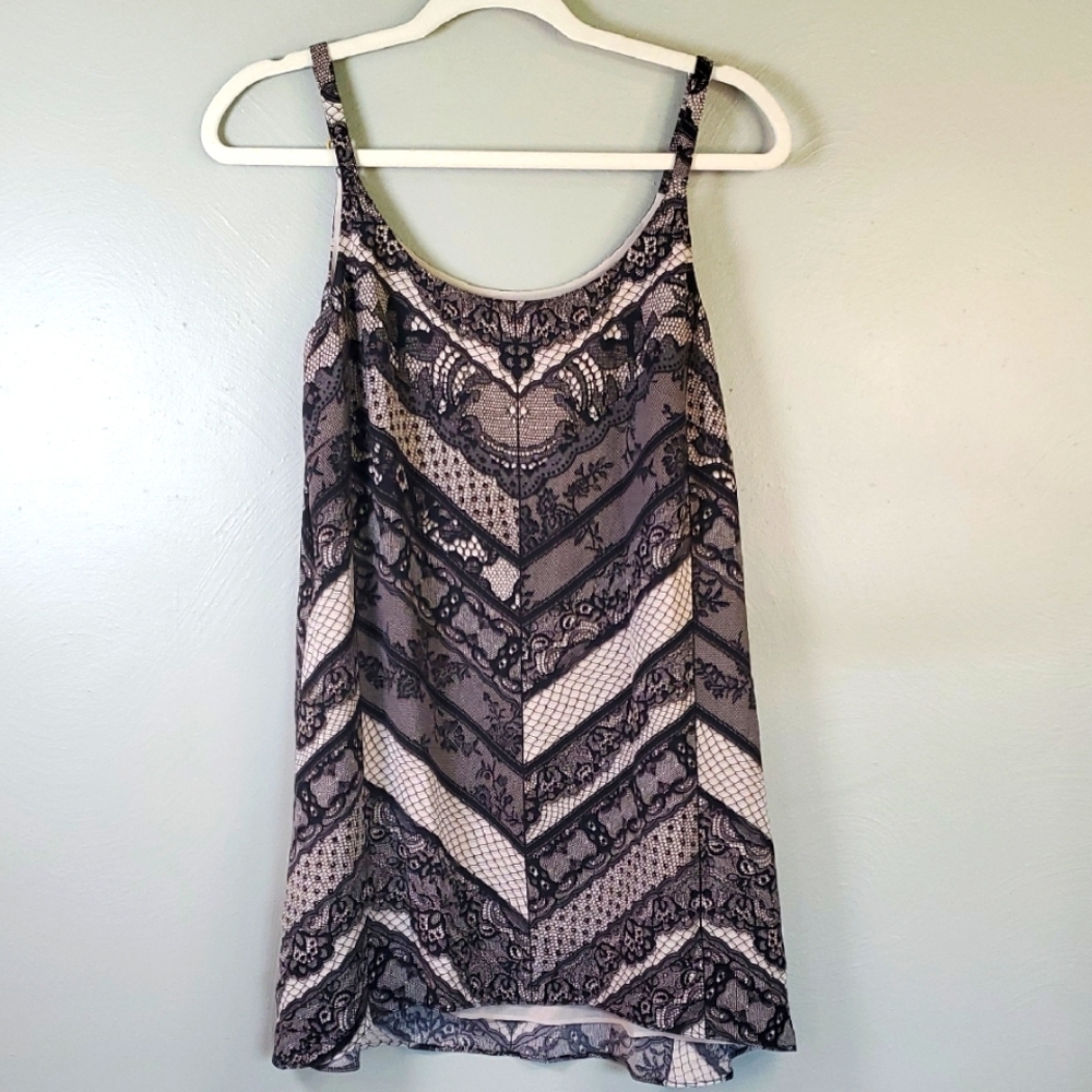 Cabi Monaco Black Lace Tunic Cami. Lined W/ Adjustable Straps. Small